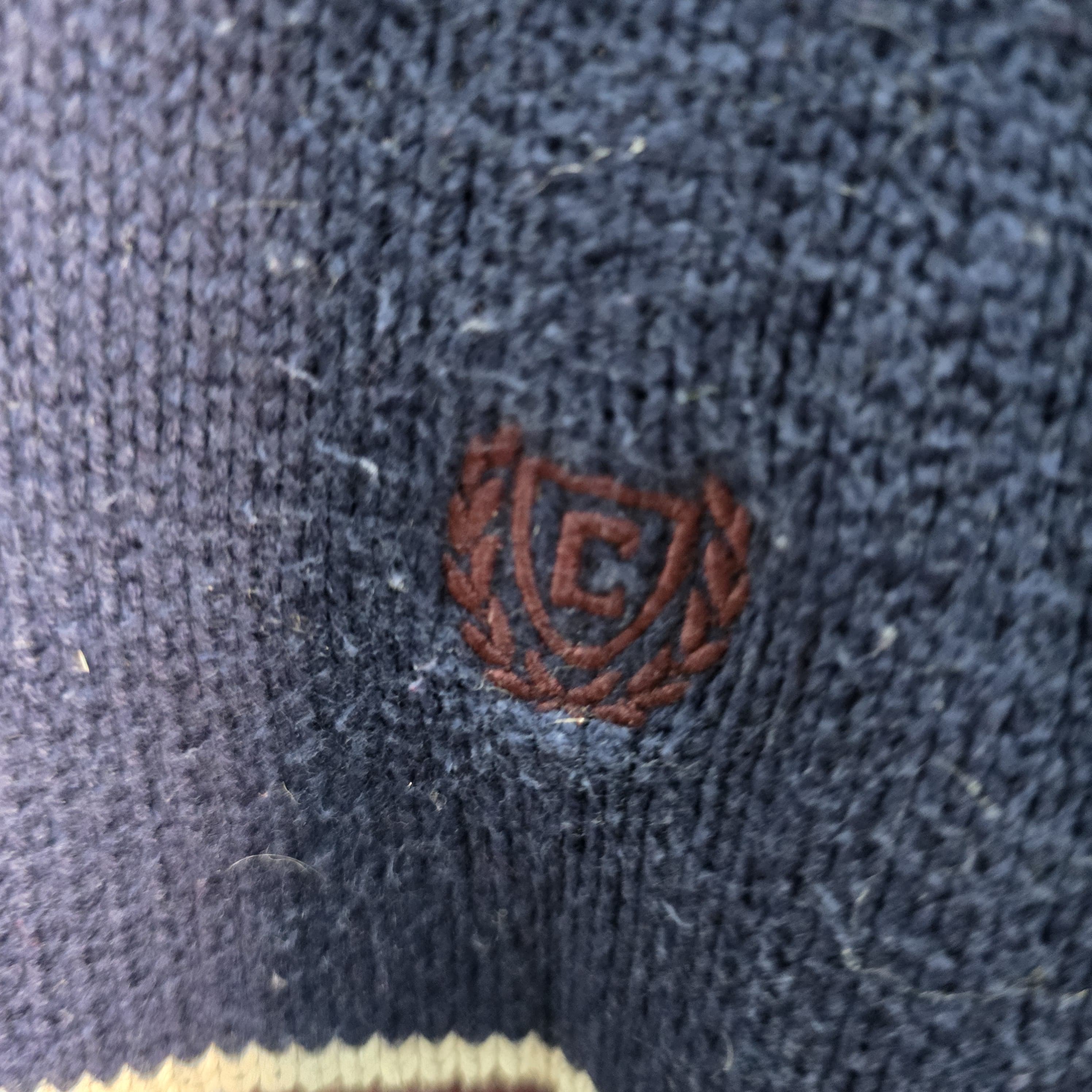 AV-1172 Chaps Sweaters