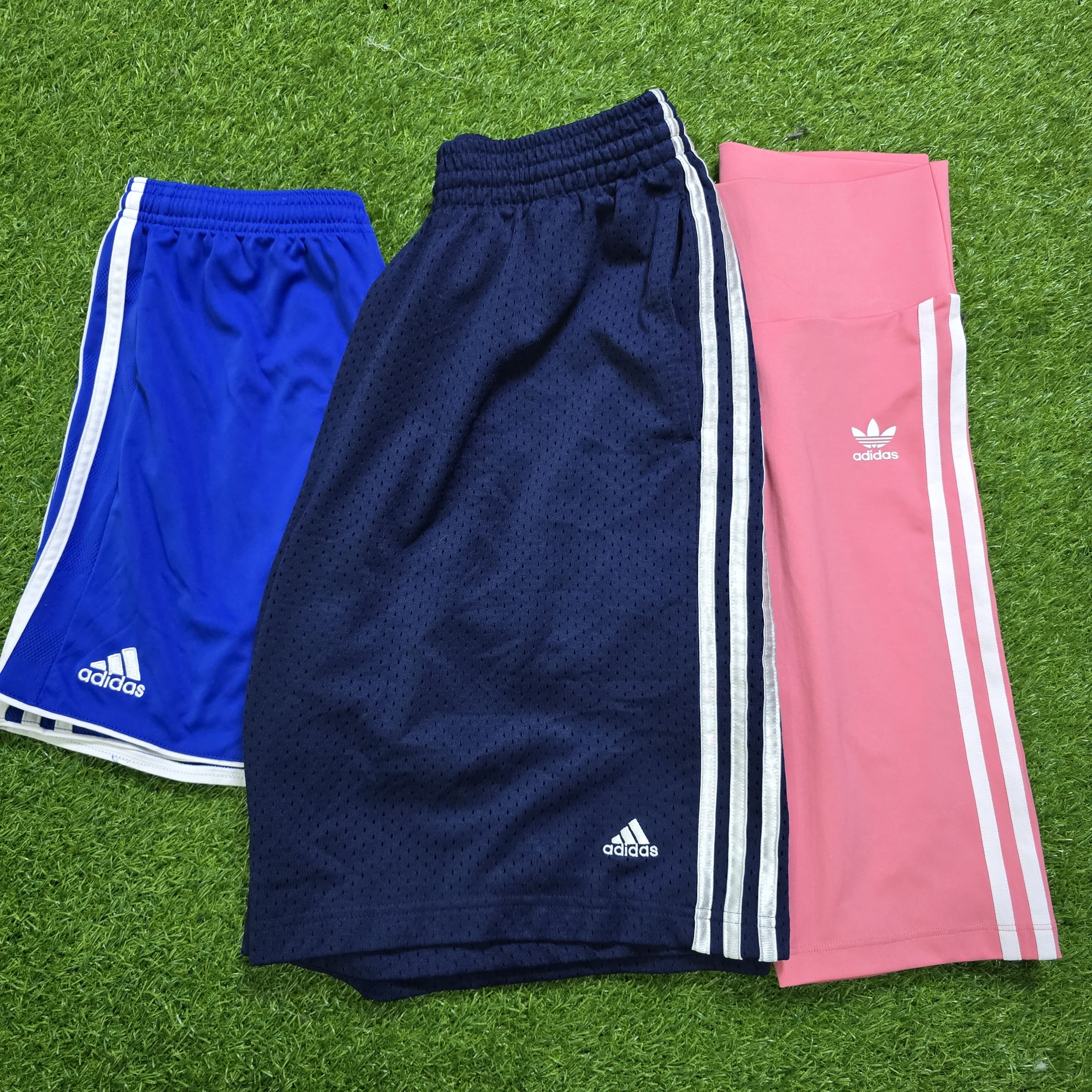AV-1178 Adidas Shorts