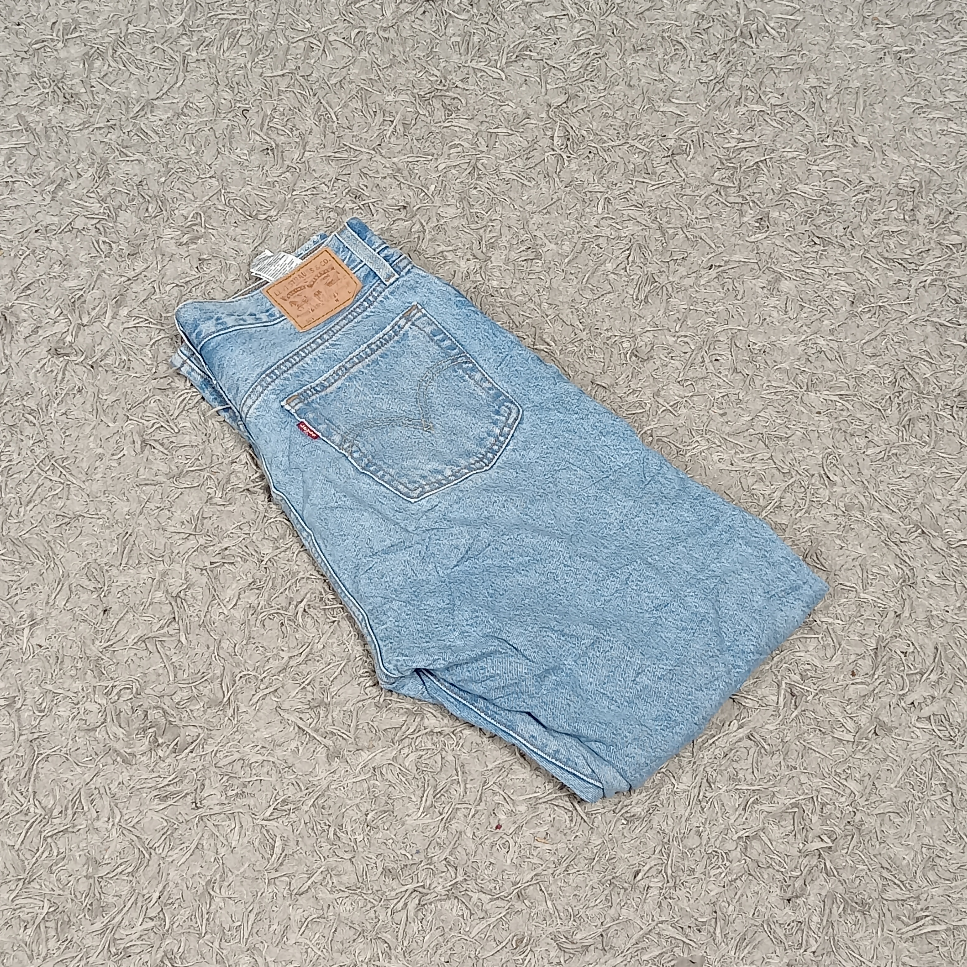 LEVI'S WOMEN'S DENIM JEANS BUNDLE