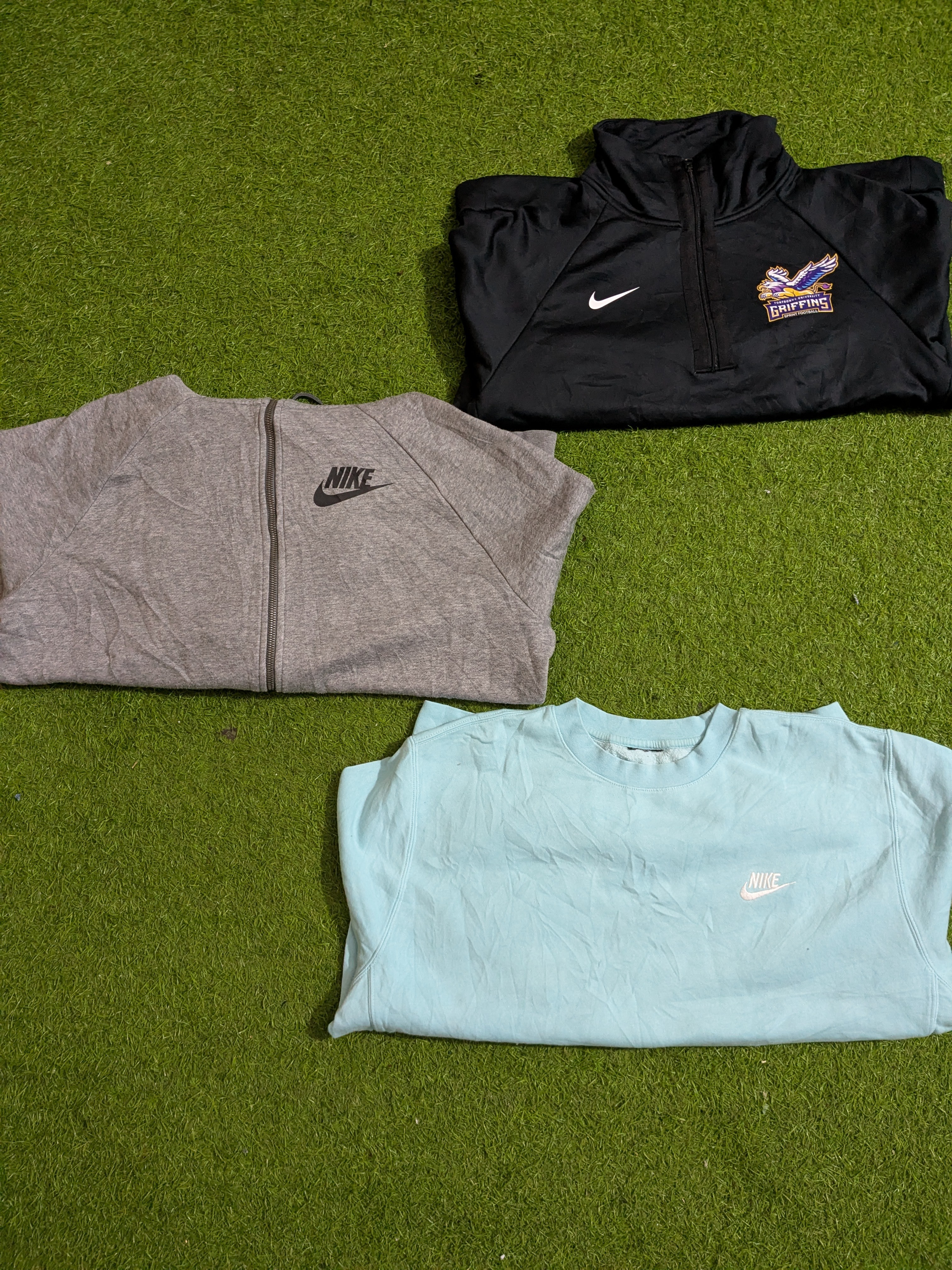 Nike sweatshirt and hoodie