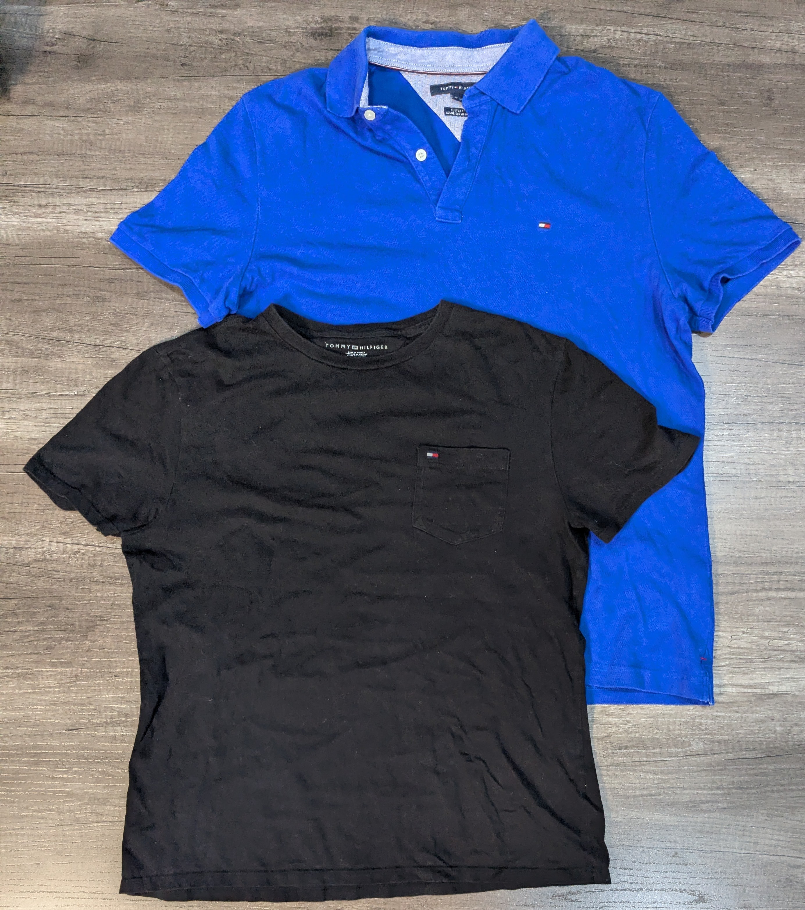 4338 - Tommy Hilfiger Camisetas de Meia Manga