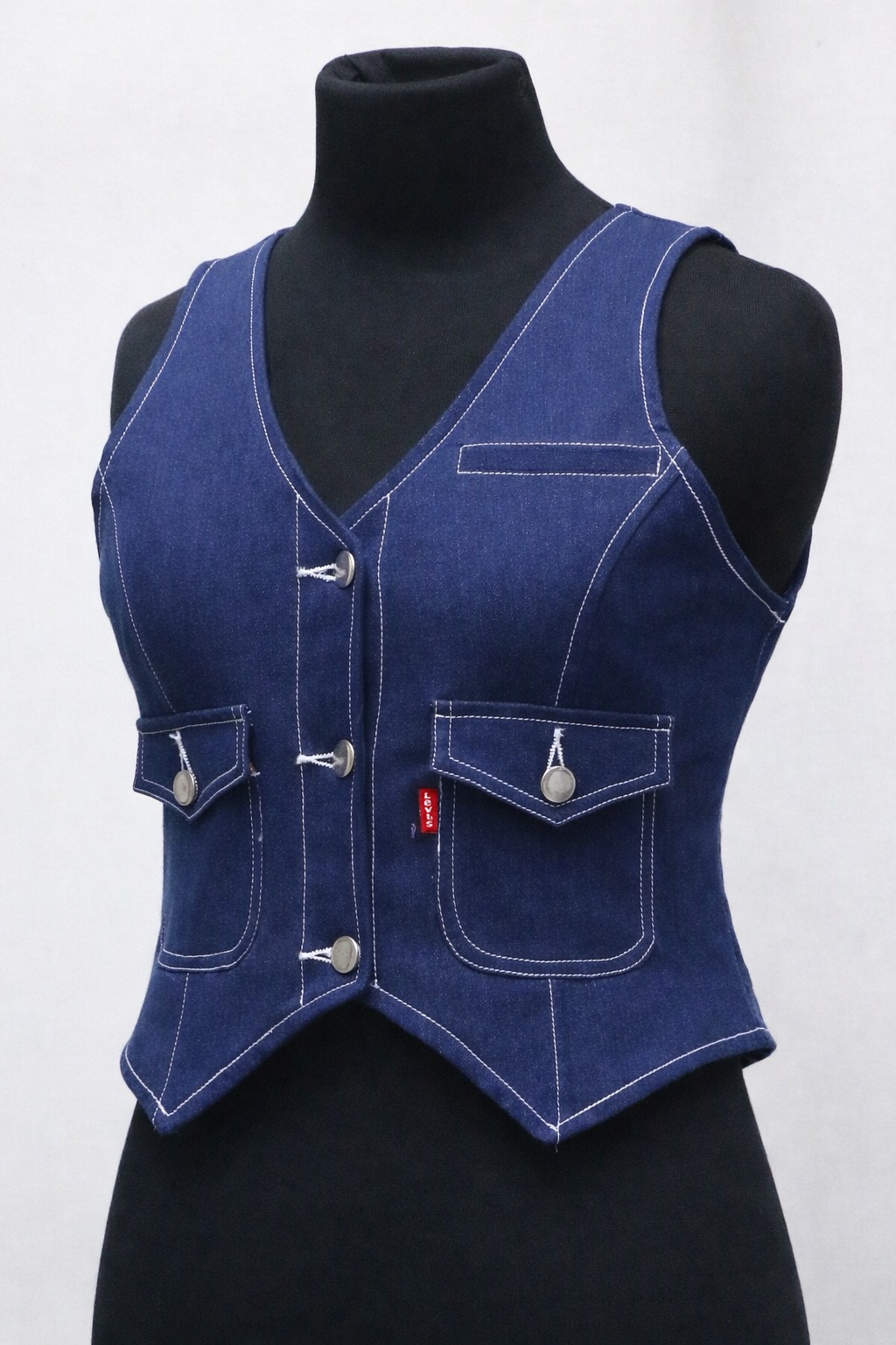 CR1409 Upcycled Structured Vest