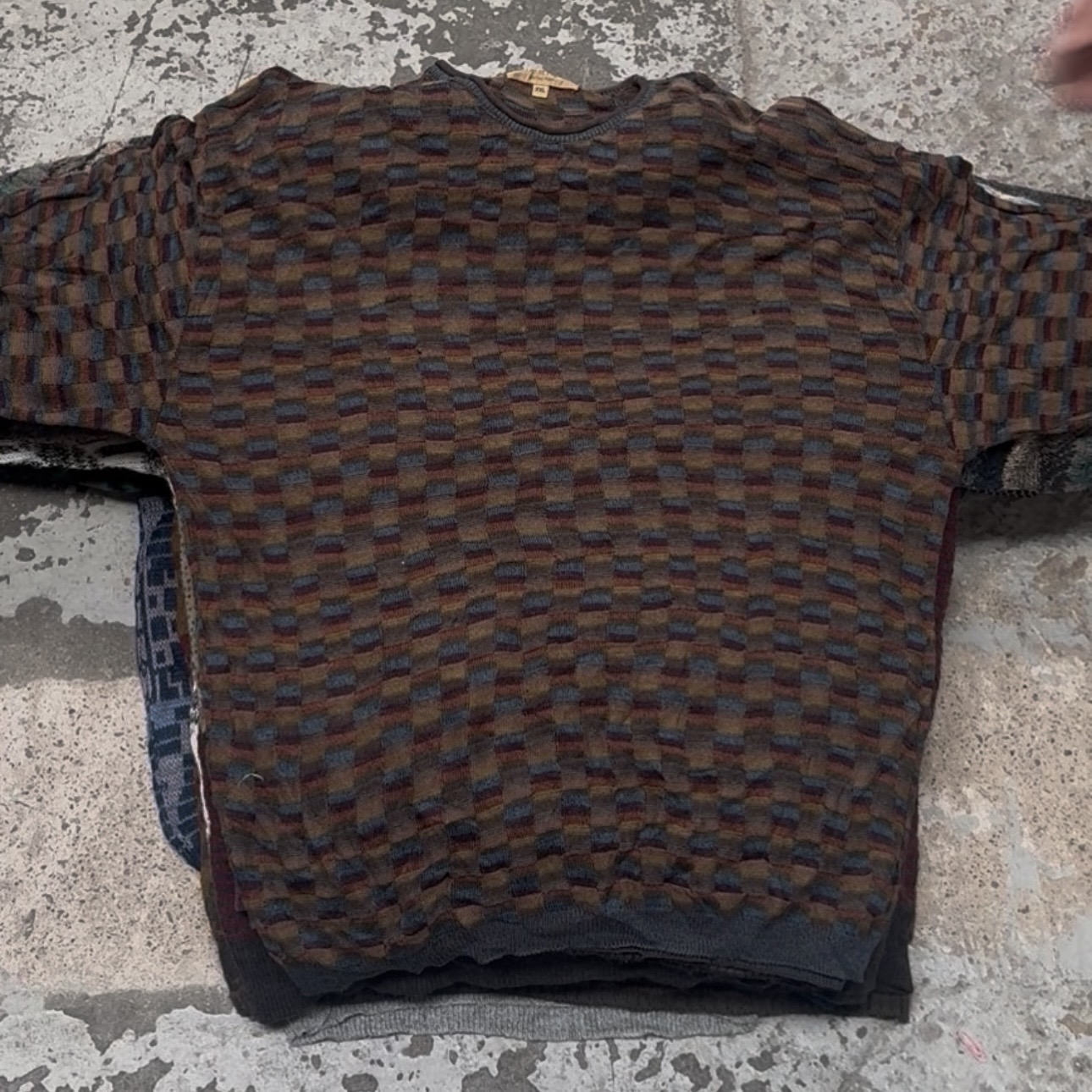 CRAZY PATTERN KNITWEAR EXACT BUNDLE - GRADE AB - 2..