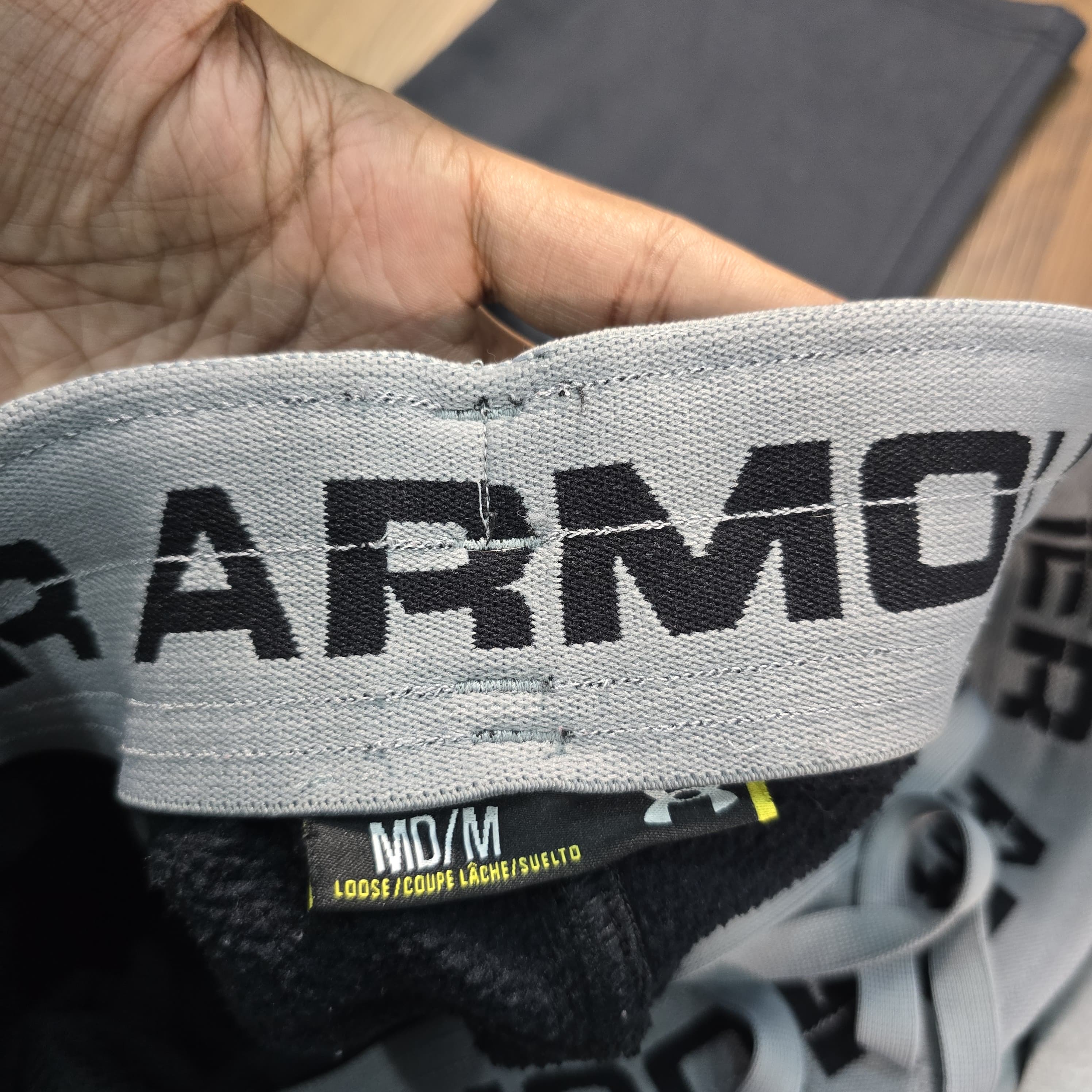 AV-1201 Under Armour Track Pants