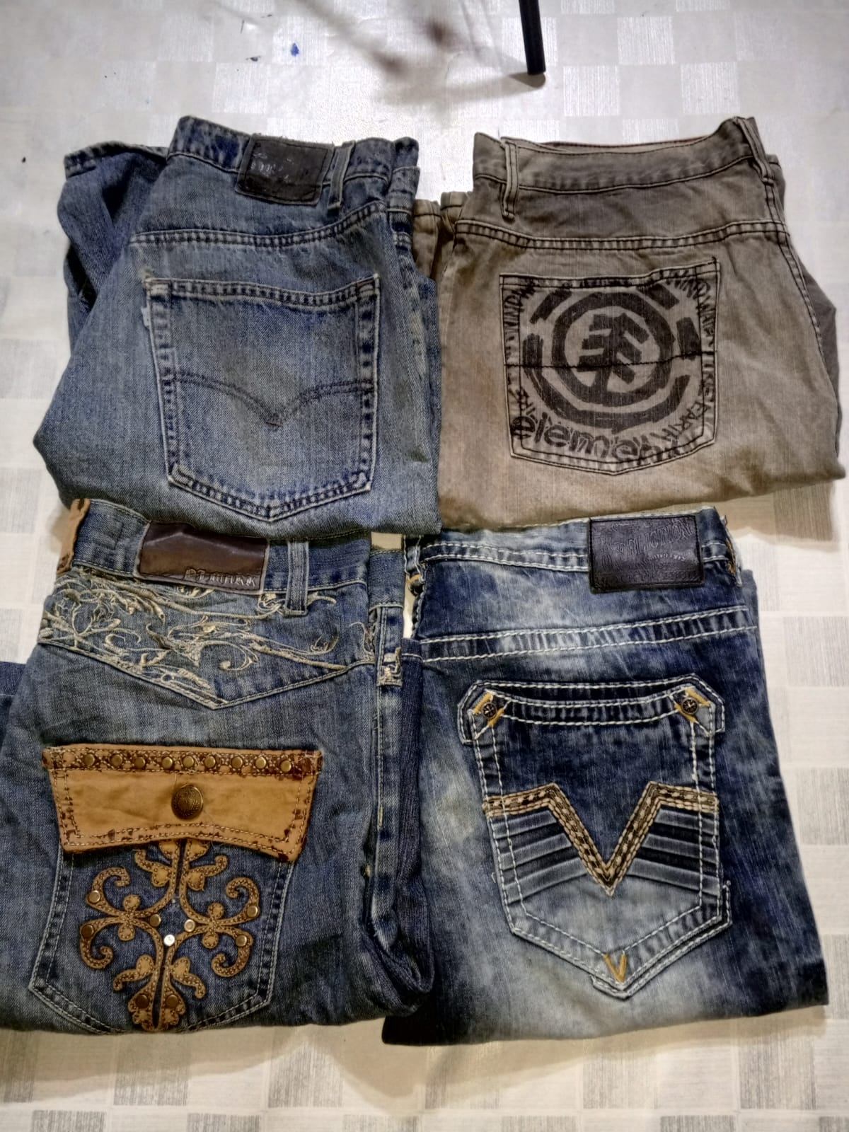 SOUTH POLE APPLICATION AND OTHER BRAND SHORTS (MR5..