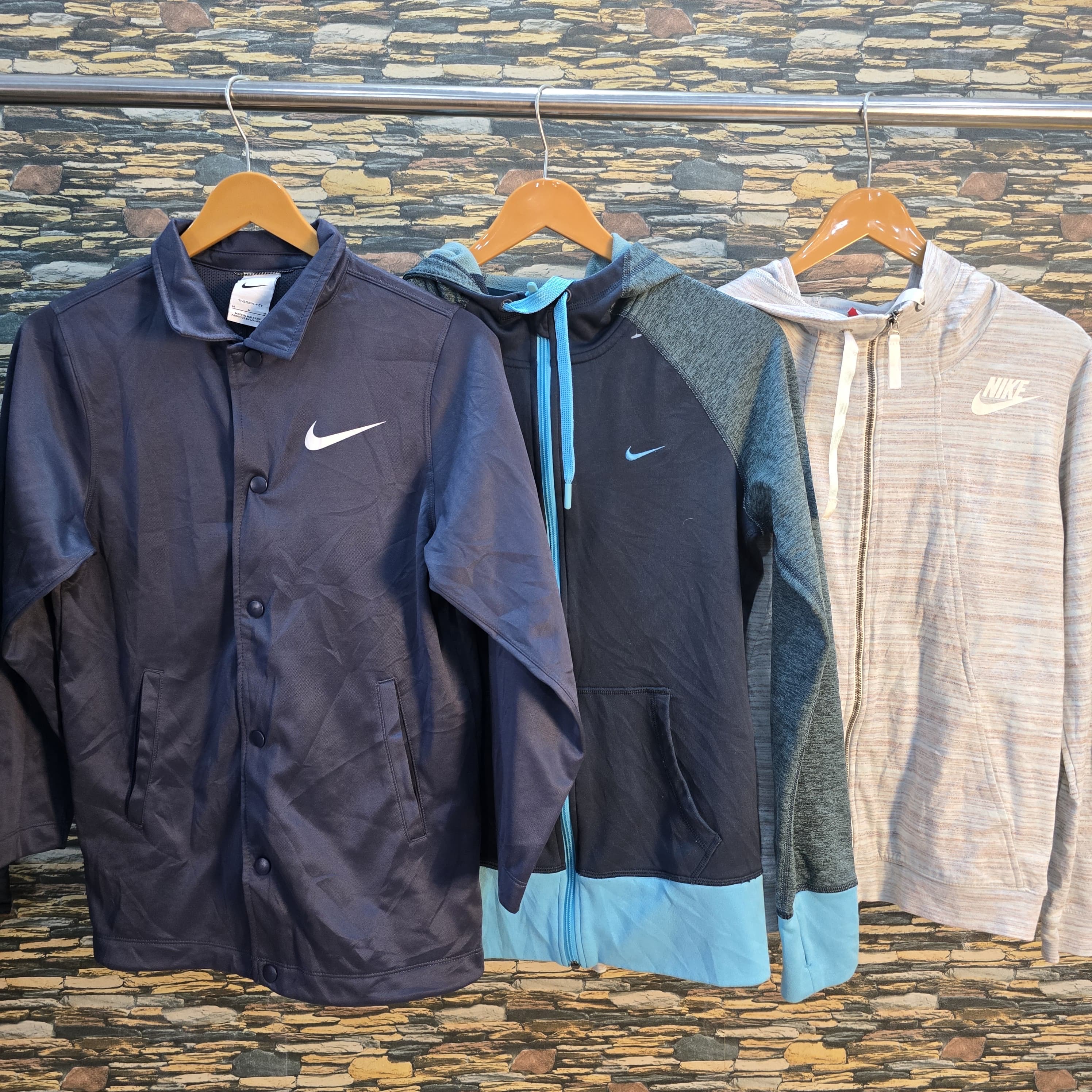 AV-1215 Nike Mix Jackets