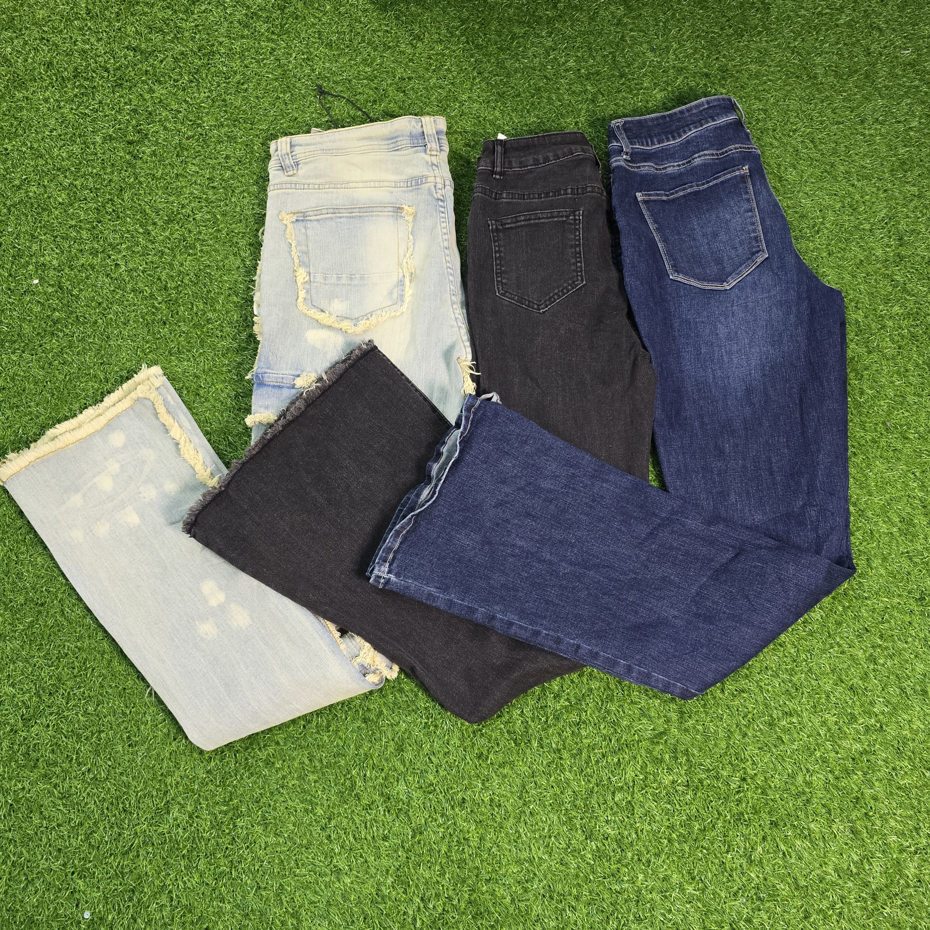 AV-1220 Unbranded Flare Jeans