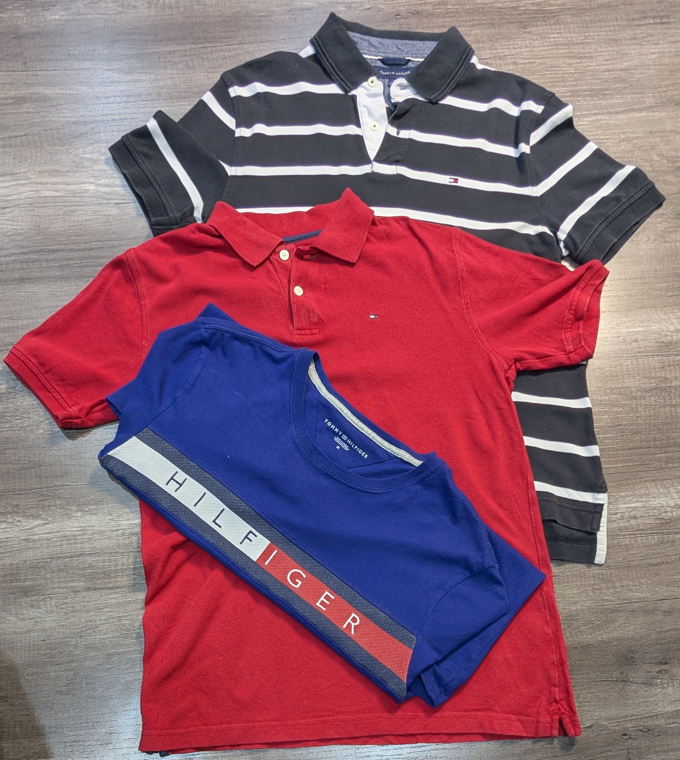4393 - Tommy Hilfiger T-Shirts mit halben Ärmeln