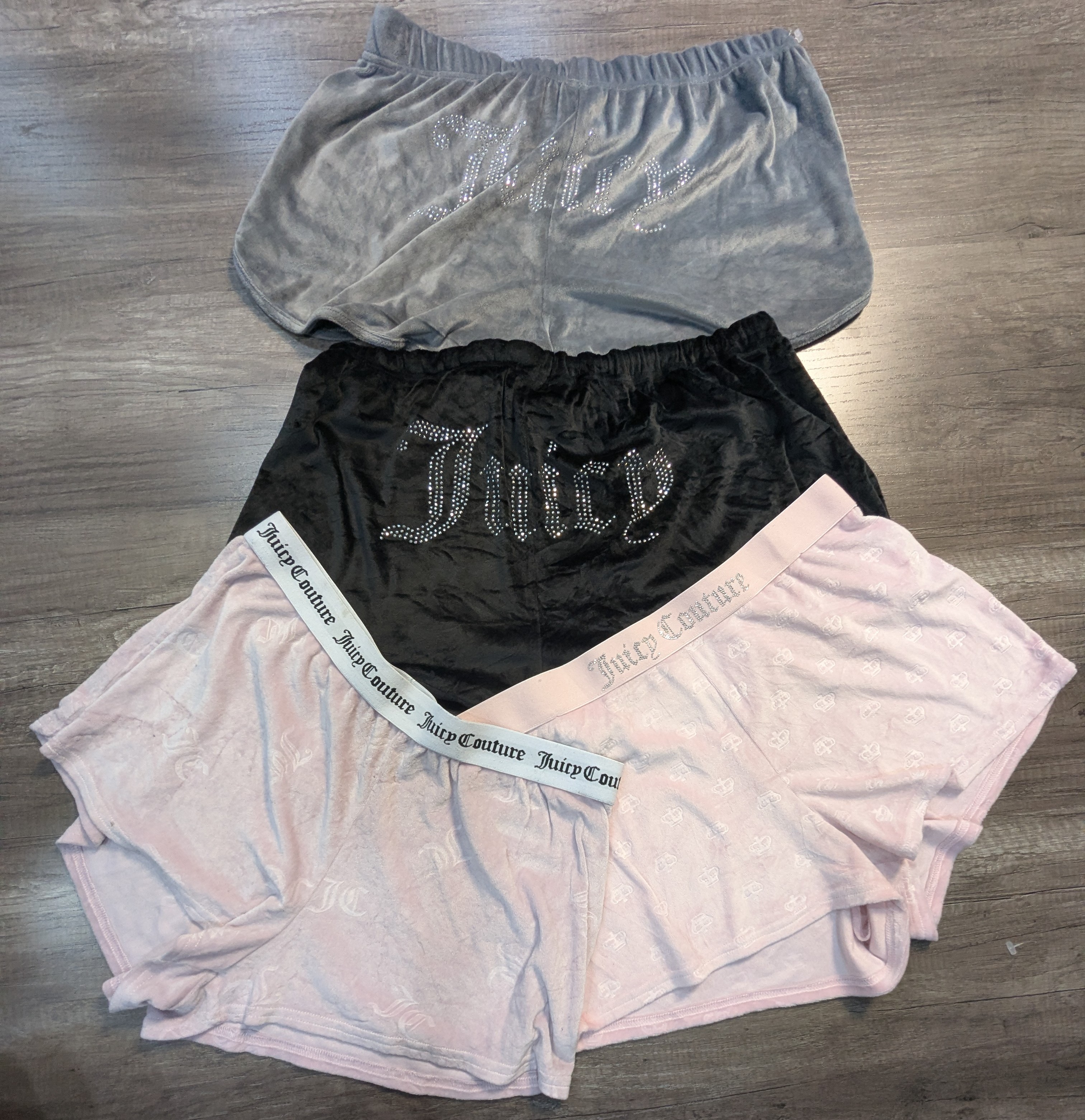 4414 - Juicy Couture Shorts Sexy
