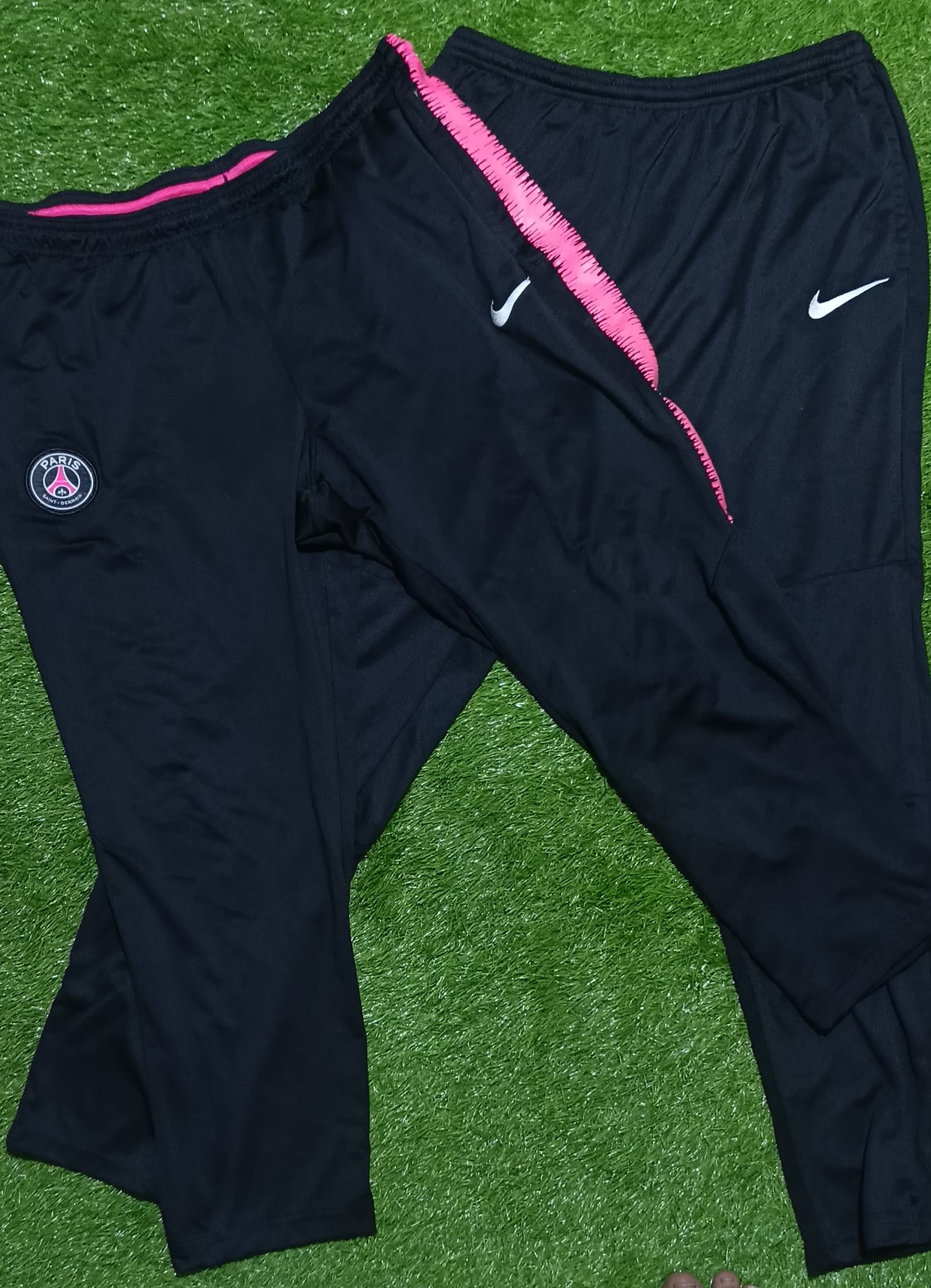 PANTALONS DE SPORT NIKE PREMIUM