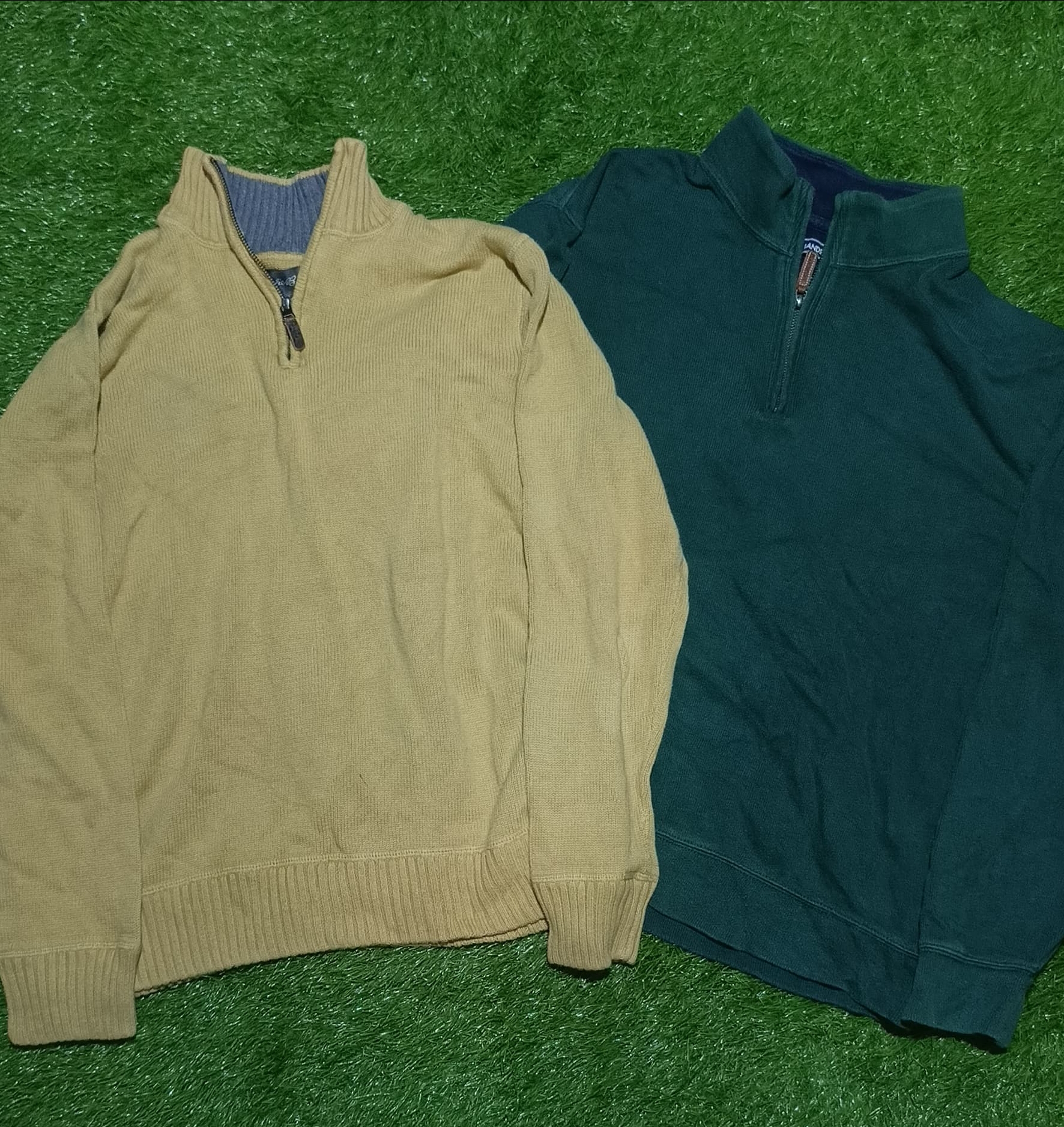 PREMIUM UNBRANDED HALF ZIPPER