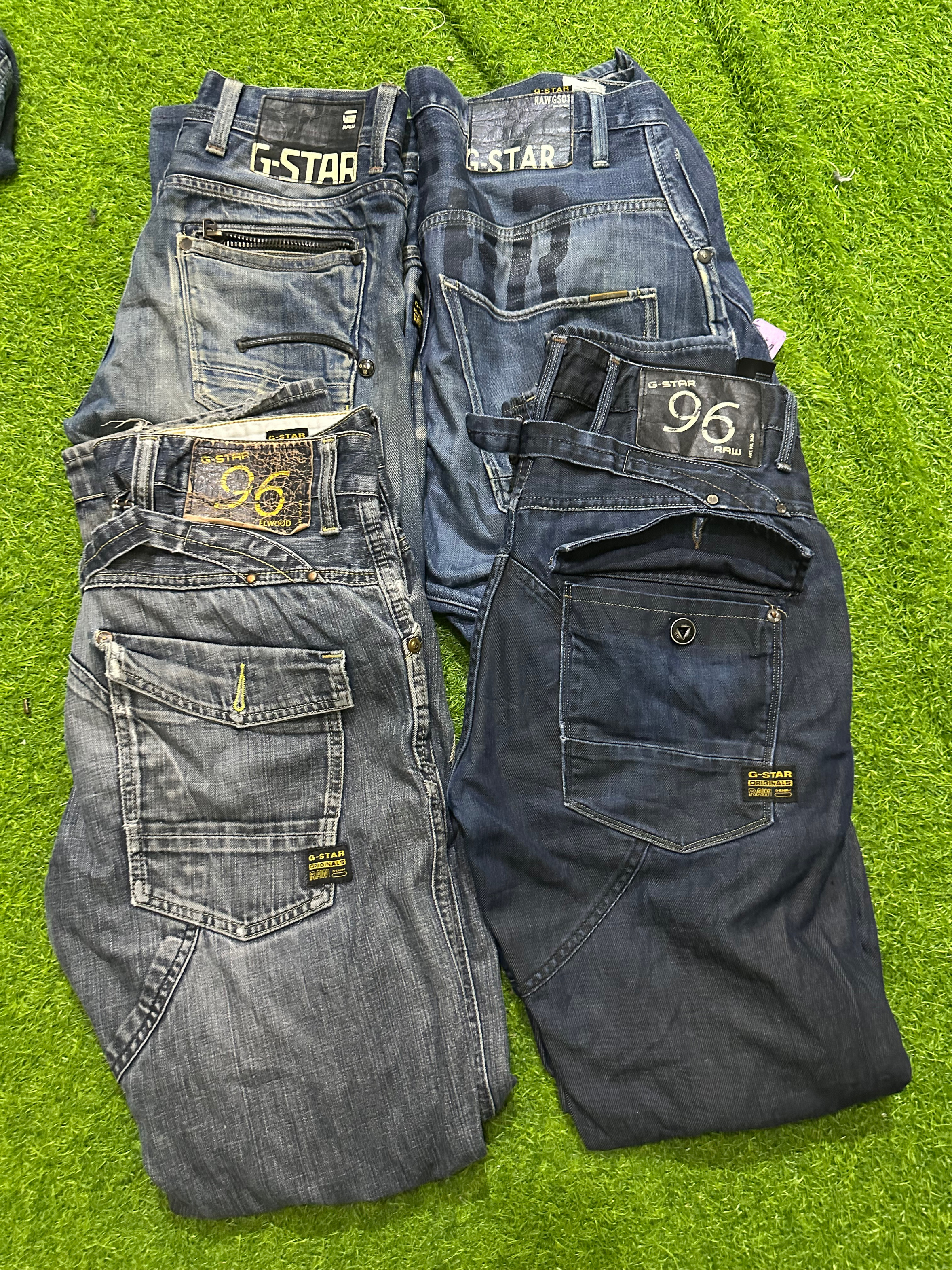 Armani Jeans, 16 Pieces | Vintage Wholesale Marketplace - Bulk 