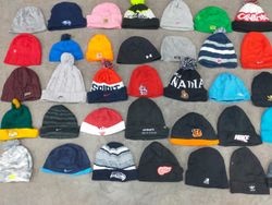 CR1963 Vintage Beanies - 35 Pcs