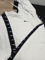 Nike Hoodies - 10 Stück