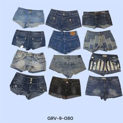 Shorts en Jean Mini Rétro Y2K – Cool, Sexy et Inte..