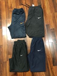 G0059 Pantalons de sport vintage Nike en parachute..