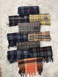 Y2K Burberry Schals