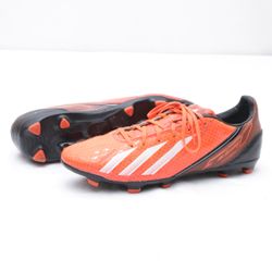 CR2468 Chaussures de football - 20 paires