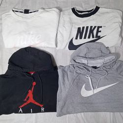 Nike Sweatshirt Round-Neck & Hoodies