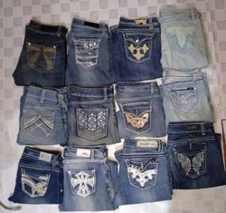 Id no 100  true religion Y2k and and other mix bra..