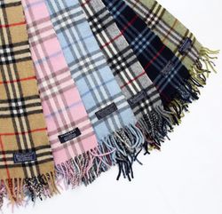 Branded Burberry Scarves 30 pieces