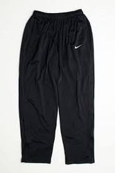 Klassische Nike Jogginghose