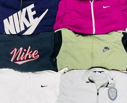 Nike hood/sweat 12 pcs