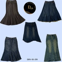 Vintage Vibes: Y2K Long Denim Skirt (GRV-10-219)