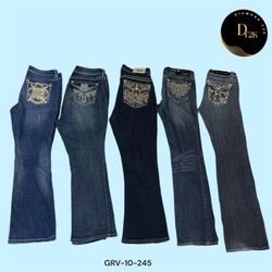 Y2K Nostalgia: Back Pocket Embroidered Denim (GRV-..