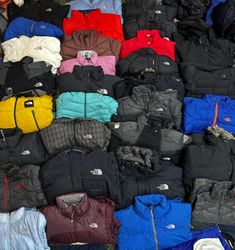 The north face puffer jacket 48 pieces