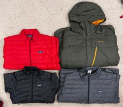 #VV150 Patagonia Puffer Jackets  15 PCs