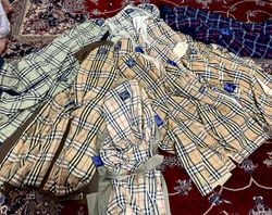 Burberry Trenchcoat 15 Pcs