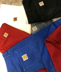 Chino Carhartt e jeans Carhartt