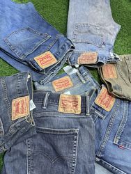 Jeans Levis de marque 10 pièces