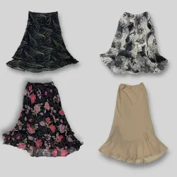 PRE ORDER NOW: 25x Y2K Poly Skirts