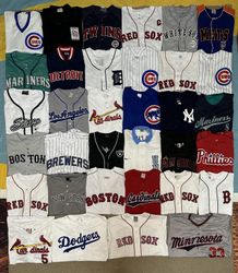 Maillots de baseball vintage 34 pièces