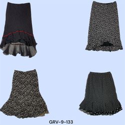 Y2K Poly Skirt with Polka Dots – Flirty and Fashio..