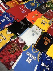 Maillots NBA NFL NHL MBL Grade A 200 Pcs