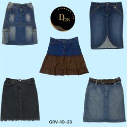 Jupe midi en denim Y2K – Ambiance décontractée des..