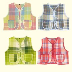 Gilet en laine réinventé AW24 à nouer à l'avant