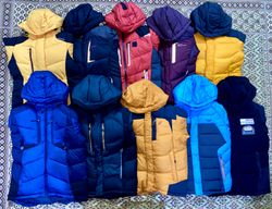 Mixed unbranded puffer jackets