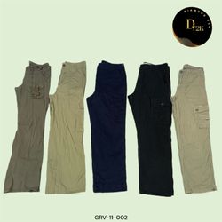 Pantalons cargo inspirés des années 2000 - Indispe..