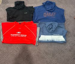 Oakley Mix Hoodies and sweatshirts 15 pcs