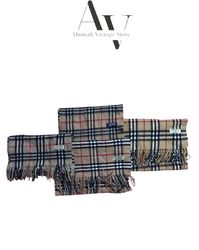 Beige burberry scarfs