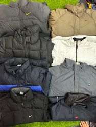 Branded Nike puffer jacket 8 piece