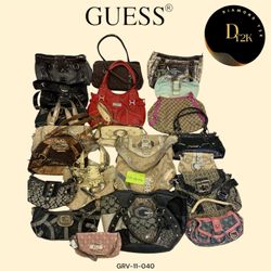 Rare Y2K Guess Shoulder Bag – Iconic Logo Design (..