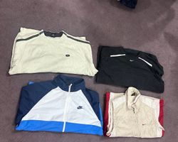 Vestes et sweat-shirts Nike Mix 10 pièces