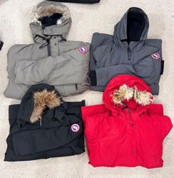 #VV155 Canada Goose Doudounes 8 pièces