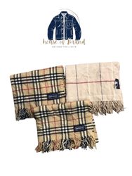 Y2k Burberry muffler