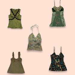 Y2K Cami Dream: 100-Piece Trendy Tops Bundle